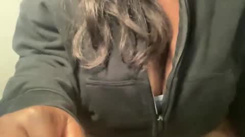 Tiana online show from December 2025 10:28:01 PM