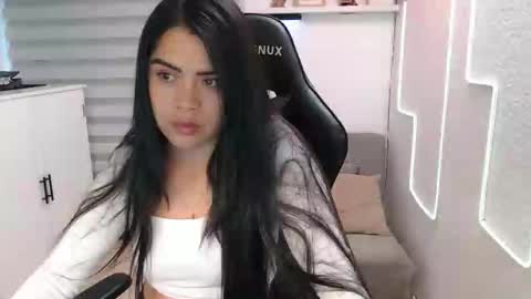 DYNAMITE DUO69 online show from February 2026 11:59:01 AM