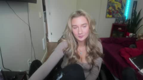 Katy online show from January 2025 11:08:01 PM