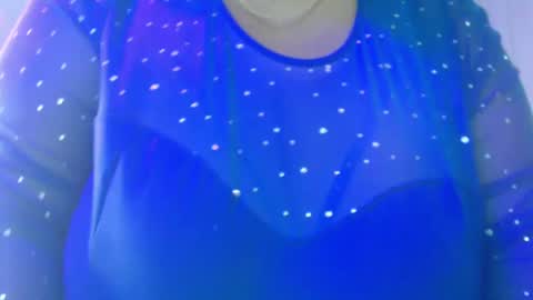 Reina online show from November 2025 10:17:01 AM