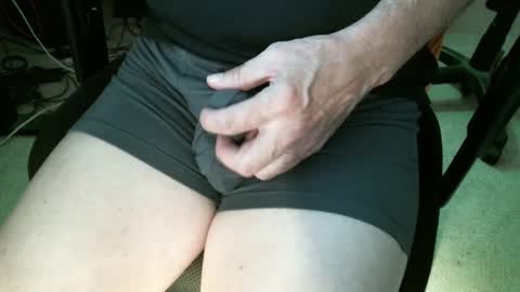 Snapshot of techloot chatting on October 2025 06:05:02 PM techloot online show from October 2025 06:05:02 PM