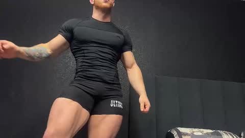 Andy Psy online show from November 2025 02:18:02 PM