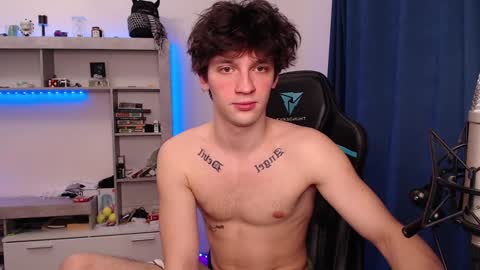 Snapshot of teddy_mode chatting on January 2025 09:08:02 PM Teddy online show from January 2025 09:08:02 PM