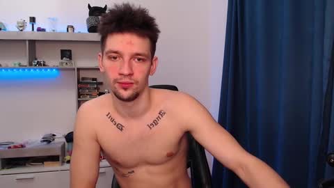 Snapshot of teddy_mode chatting on February 2025 05:37:01 AM Teddy online show from February 2025 05:37:01 AM