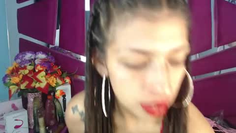 Snapshot of teeennaugthy18 chatting on January 2025 06:45:01 AM Tayloor online show from January 2025 06:45:01 AM