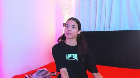 Snapshot of tefi_smit chatting on April 2026 06:12:01 PM tefi smit online show from April 2026 06:12:01 PM