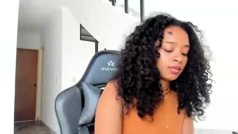 Snapshot of teles10 chatting on February 2025 05:51:02 PM Teles2023 online show from February 2025 05:51:02 PM