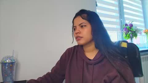Snapshot of tell_me_goddess chatting on May 2026 07:25:01 AM Amazing SALOME online show from May 2026 07:25:01 AM