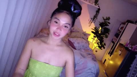 temptessa20 online show from November 2025 03:28:02 PM