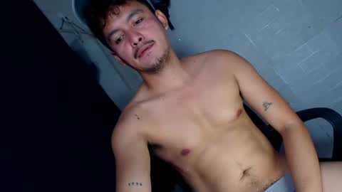 Snapshot of tempting_jon chatting on February 2026 06:29:02 AM tempting_jon online show from February 2026 06:29:02 AM