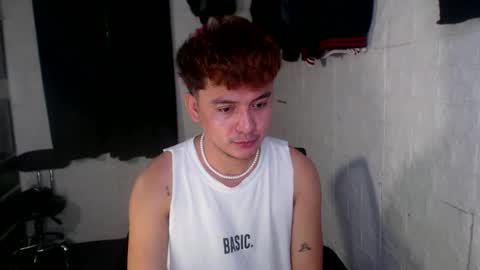 Snapshot of tempting_jon chatting on May 2026 05:34:02 AM tempting_jon online show from May 2026 05:34:02 AM
