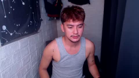 Snapshot of tempting_jon chatting on June 2026 08:39:02 AM tempting_jon online show from June 2026 08:39:02 AM