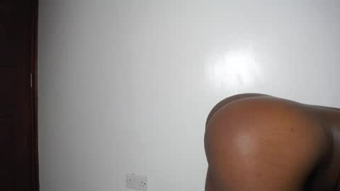 Snapshot of tempting_tiah chatting on July 2026 01:50:01 PM tiah online show from July 2026 01:50:01 PM