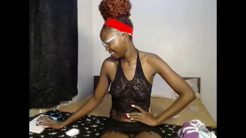 tempting_vibe online show from February 2026 06:13:02 PM