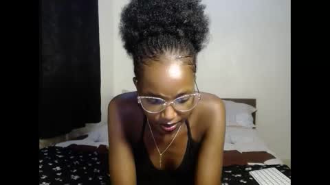 tempting_vibe online show from March 2026 05:19:02 PM