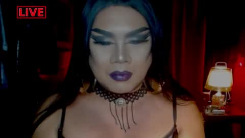 Snapshot of temptress_cocoxxx chatting on May 2026 06:53:01 AM Mistress Coco online show from May 2026 06:53:01 AM
