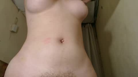 Snapshot of temptressbella chatting on July 2026 01:15:02 AM Temptressbella online show from July 2026 01:15:02 AM