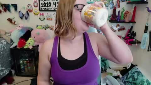 Snapshot of ten_tickle_pixie chatting on April 2026 06:15:01 PM Pixie and Tentacle Overlord online show from April 2026 06:15:01 PM