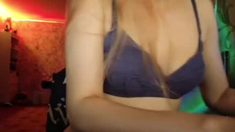 Snapshot of tender__ada chatting on July 2026 06:20:01 PM Ada online show from July 2026 06:20:01 PM