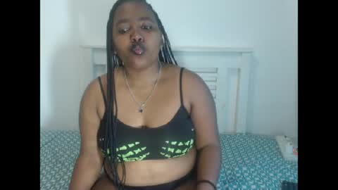 Snapshot of tenderousdoll chatting on June 2026 08:33:02 AM TenderousDoll online show from June 2026 08:33:02 AM