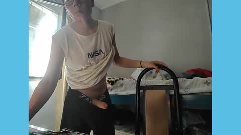 tenshi747 online show from February 2025 06:27:02 PM