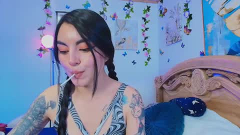 Snapshot of teresa_moon chatting on September 2025 05:47:02 PM TERESA Give me a good rating if you enjoy my show online show from September 2025 05:47:02 PM