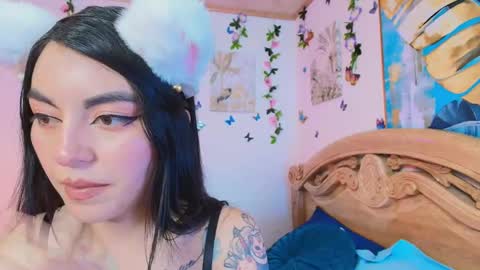 Snapshot of teresa_moon chatting on September 2025 07:06:02 PM TERESA Give me a good rating if you enjoy my show online show from September 2025 07:06:02 PM