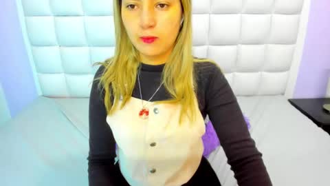 Snapshot of teresasroom_ chatting on November 2025 11:23:02 AM Teresa online show from November 2025 11:23:02 AM