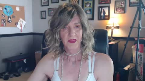 Snapshot of terilee59 chatting on May 2026 12:05:01 AM terilee59 online show from May 2026 12:05:01 AM