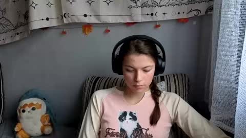 Anny Simpson online show from November 2025 04:23:02 AM