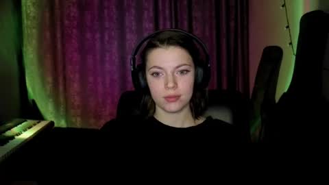 Anny Simpson online show from March 2026 12:38:01 AM