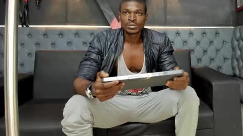 terranze_z online show from September 2025 08:41:01 PM