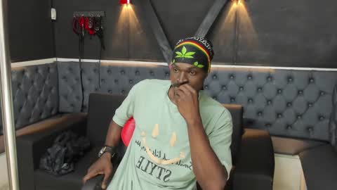 terranze_z online show from November 2025 07:04:02 PM