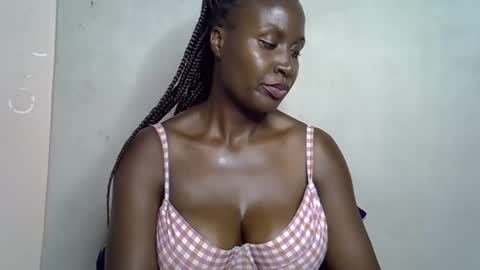 terriam online show from November 2025 03:45:02 PM