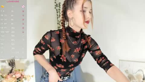 Caroline online show from May 2026 04:34:01 PM