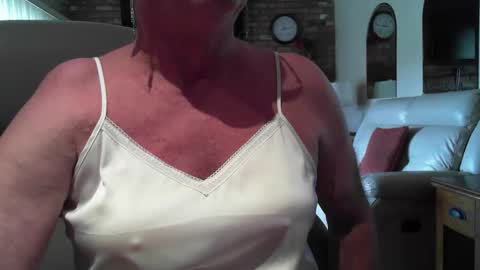 terriscam online show from October 2025 03:13:01 PM