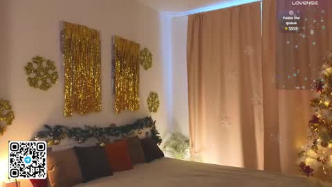 Tessa online show from December 2024 05:48:01 AM