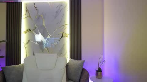 Tessa Fox online show from December 2025 12:11:02 PM