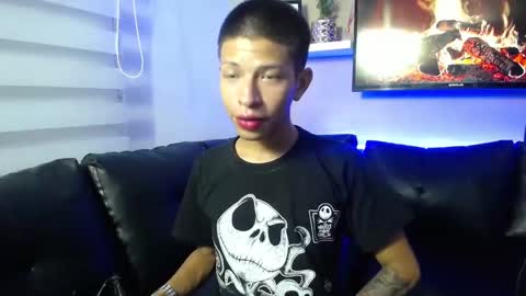 Snapshot of tessachains chatting on December 2025 02:41:02 AM tessachains online show from December 2025 02:41:02 AM