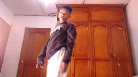 Snapshot of tessachains chatting on February 2026 02:51:01 AM tessachains online show from February 2026 02:51:01 AM