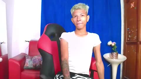 Snapshot of tessachains chatting on February 2026 09:35:01 PM tessachains online show from February 2026 09:35:01 PM