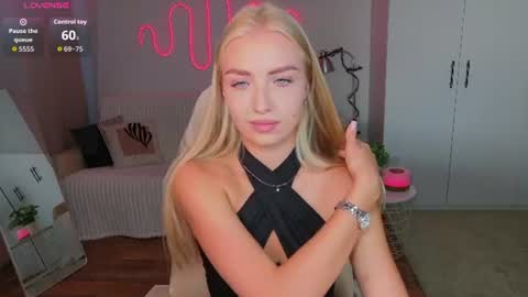 TessaHamilton online show from July 2026 11:06:02 AM