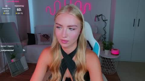 TessaHamilton online show from July 2026 10:07:01 AM