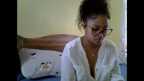 tessmia online show from March 2026 06:36:01 AM