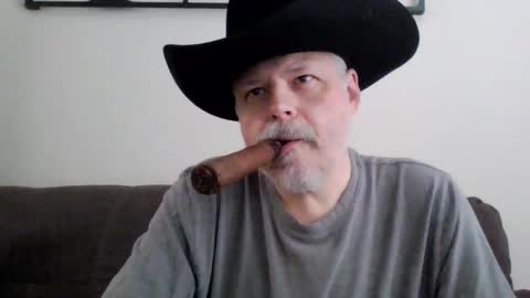 Snapshot of texancigar chatting on February 2026 04:52:02 PM texancigar online show from February 2026 04:52:02 PM