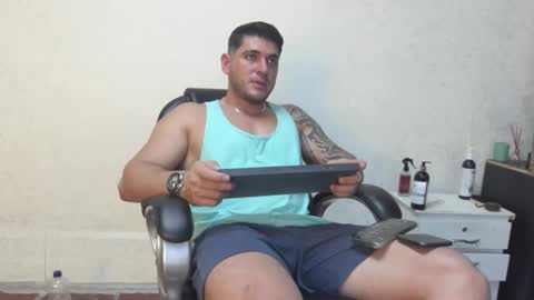 Snapshot of teylor_creed chatting on January 2025 05:59:02 PM teylor creed online show from January 2025 05:59:02 PM