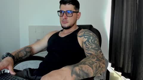 Snapshot of teylor_creed chatting on November 2025 07:02:01 PM teylor creed online show from November 2025 07:02:01 PM