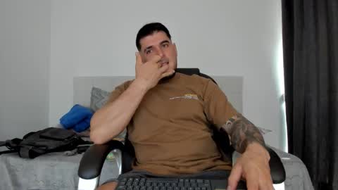 Snapshot of teylor_creed chatting on November 2025 08:11:01 PM teylor creed online show from November 2025 08:11:01 PM