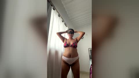 Snapshot of tezza_smith chatting on April 2026 02:42:01 PM tezza smith online show from April 2026 02:42:01 PM