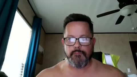 tgchkn86 online show from September 2025 05:45:01 PM
